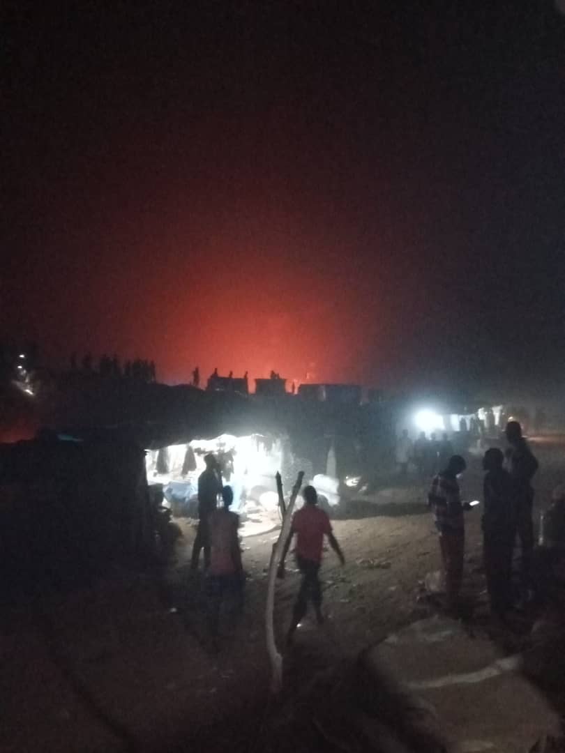 Un incendie violent ravage le site d'extraction aurifère de N'Tahaka : des millions de francs CFA partis en fumée